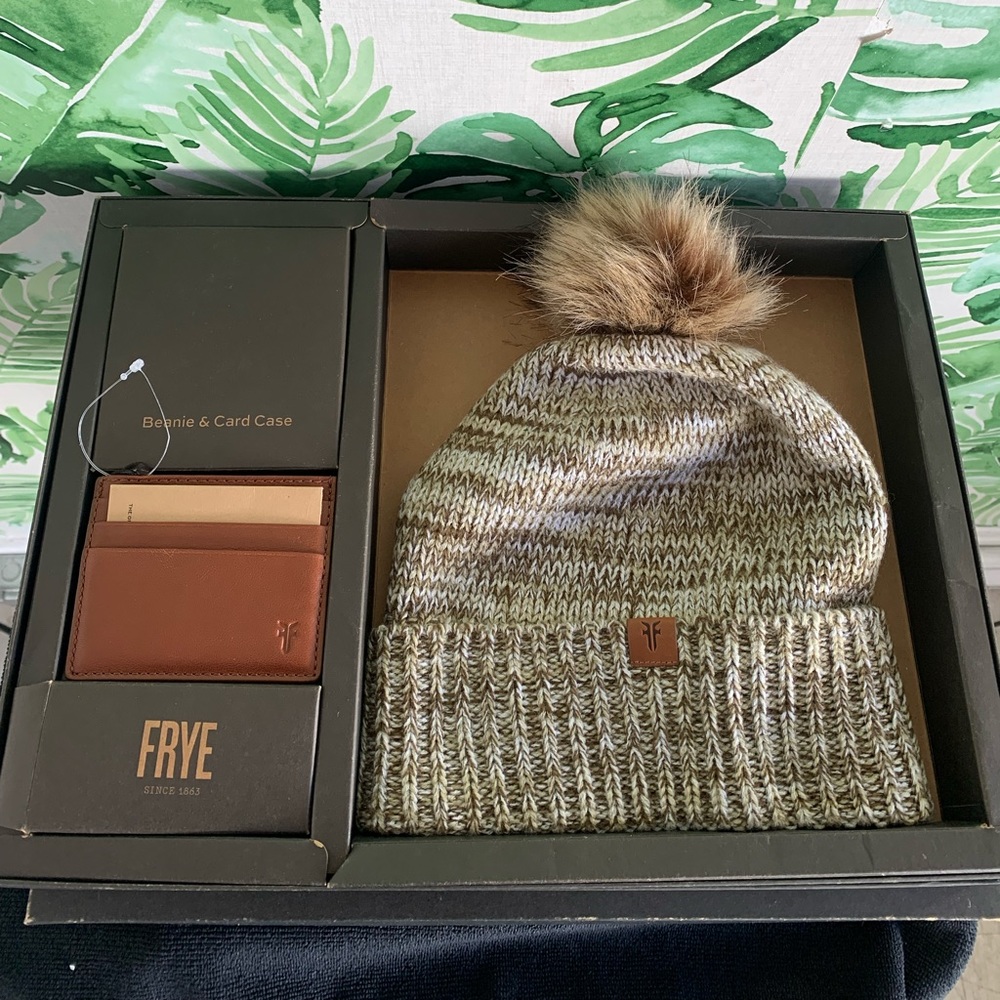 NEW FRYE knit beanie + leather card case NWT